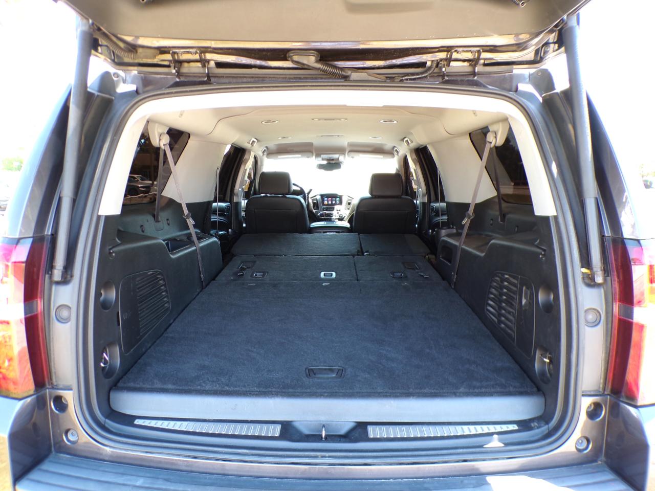 Chevrolet Suburban LT 2017