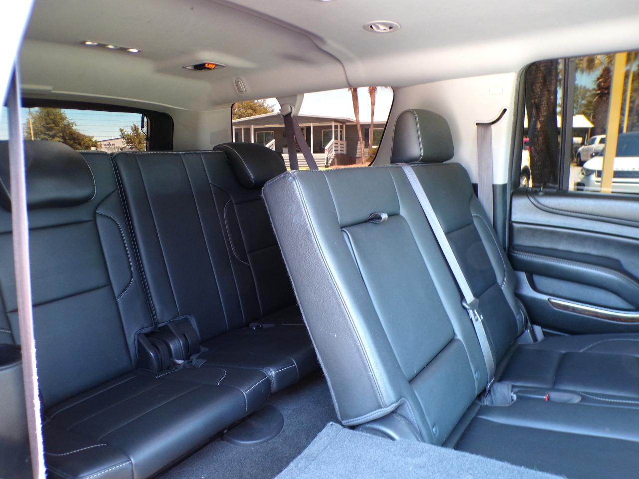 Chevrolet Suburban LT 2017