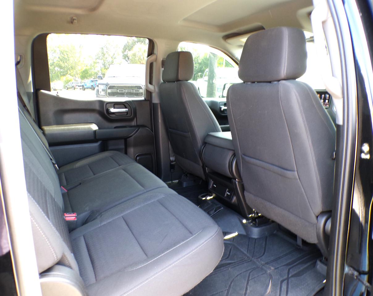 Chevrolet Silverado 1500 Custom Crew Cab 4WD 2023