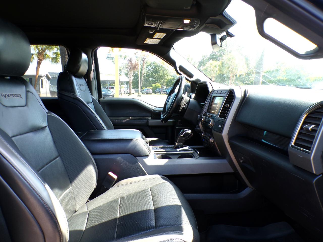 Ford F-150 Raptor SuperCrew 4WD 2019