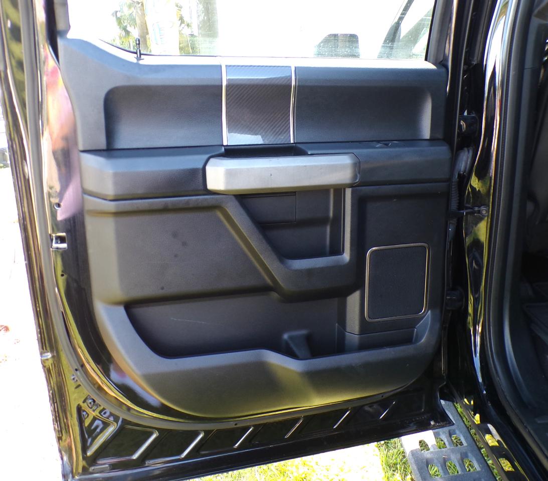 Ford F-150 Raptor SuperCrew 4WD 2019