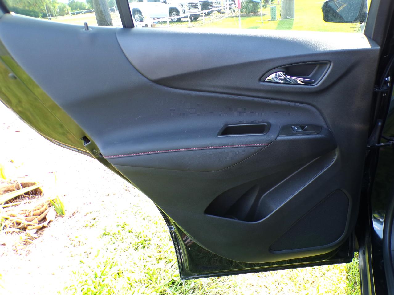2023 Chevrolet Equinox RS - Photo 32