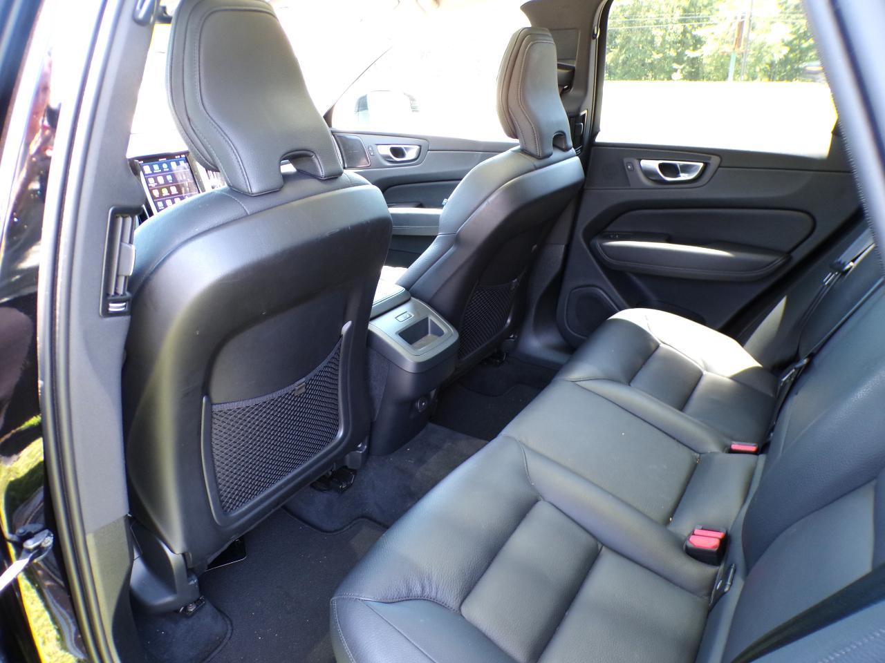 Volvo XC60 B5 Plus Dark AWD 2024