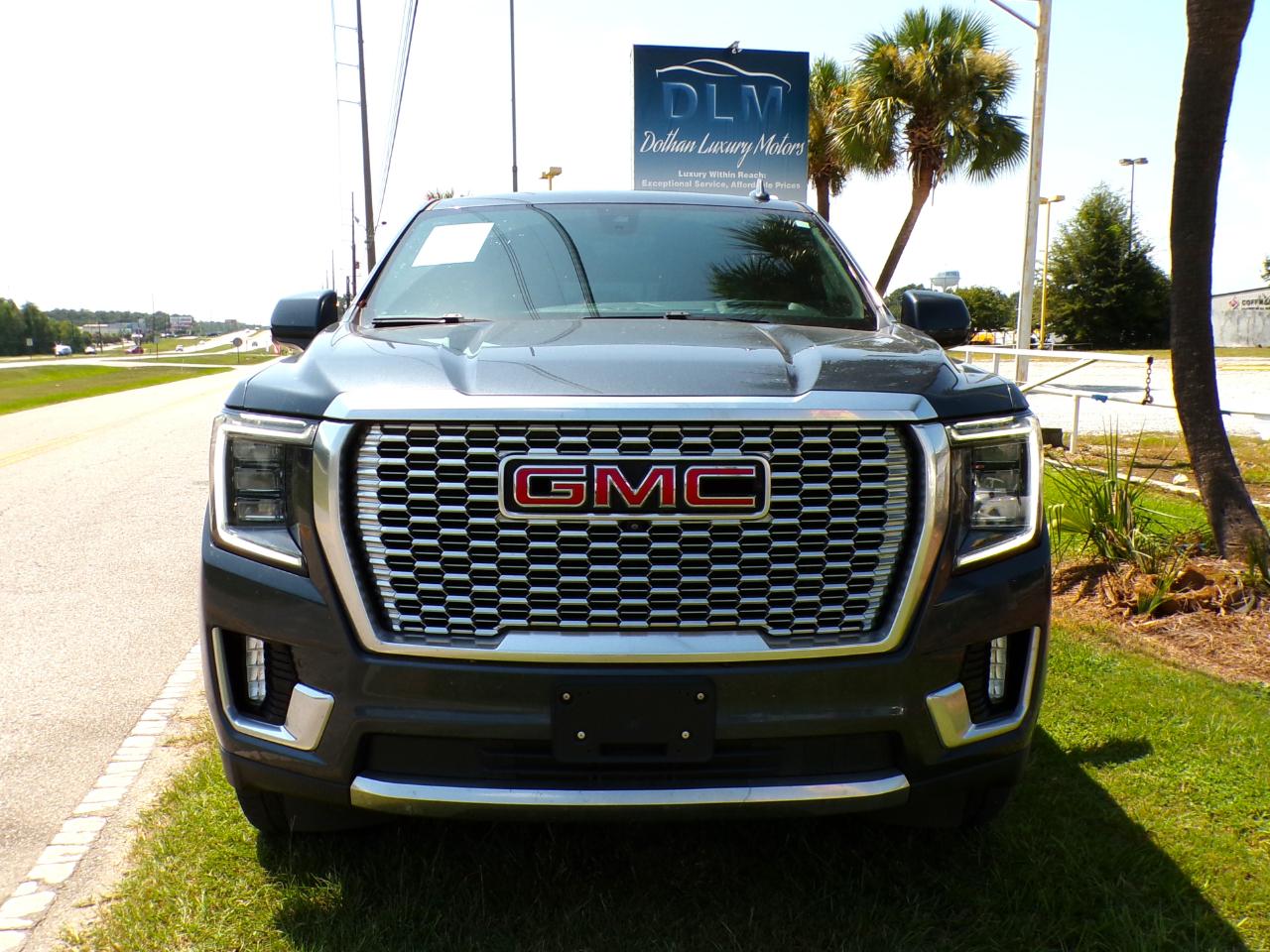 GMC Yukon XL Denali 4WD 2021