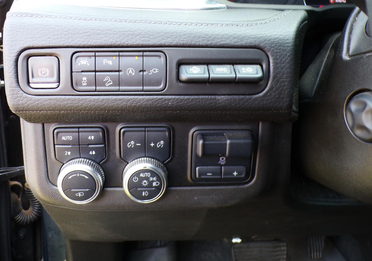 GMC Yukon XL Denali 4WD 2021