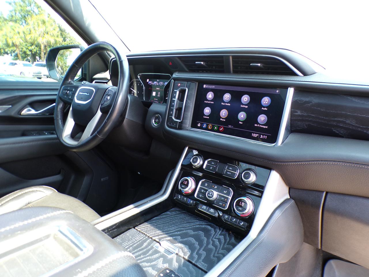GMC Yukon XL Denali 4WD 2021