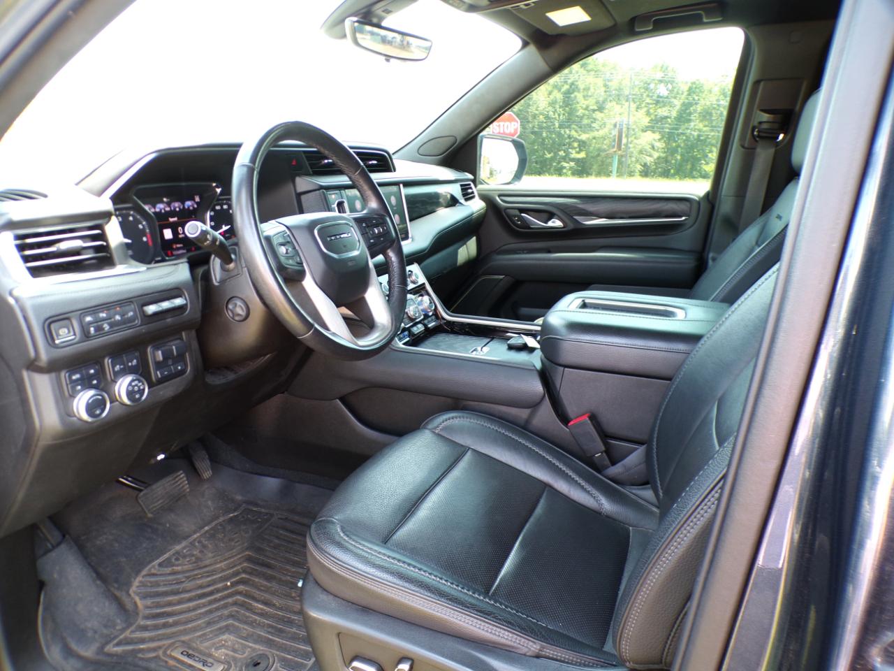GMC Yukon XL Denali 4WD 2021
