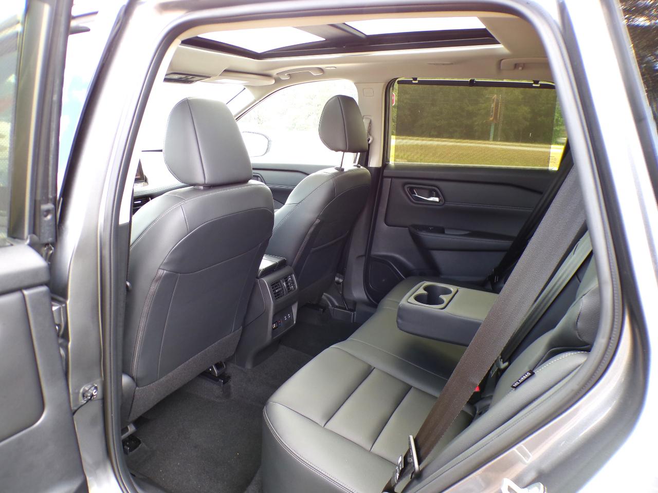 2025 Nissan Rogue SL - Photo 34