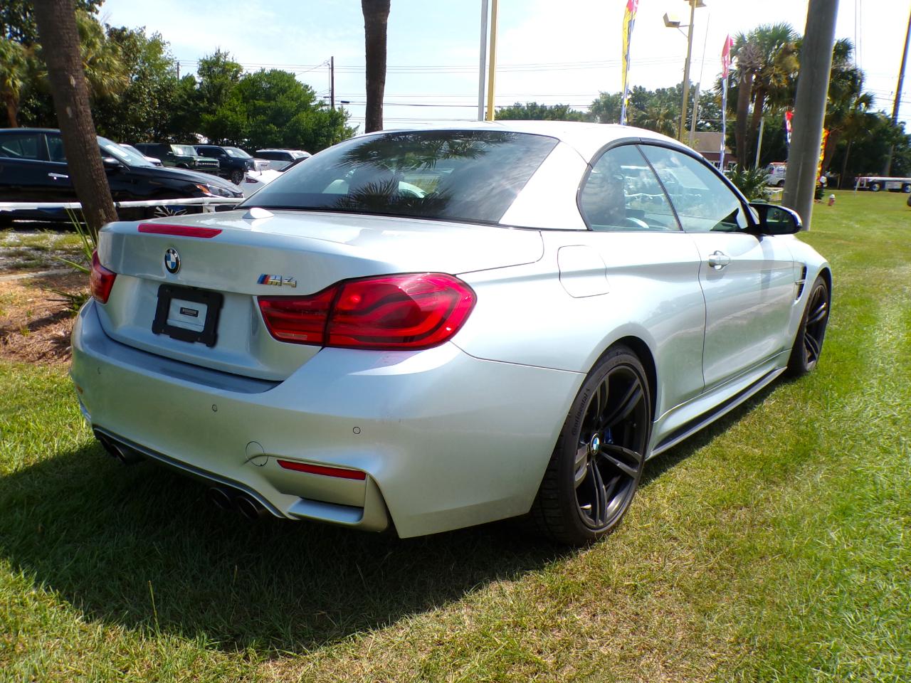 BMW M4 Convertible 2018