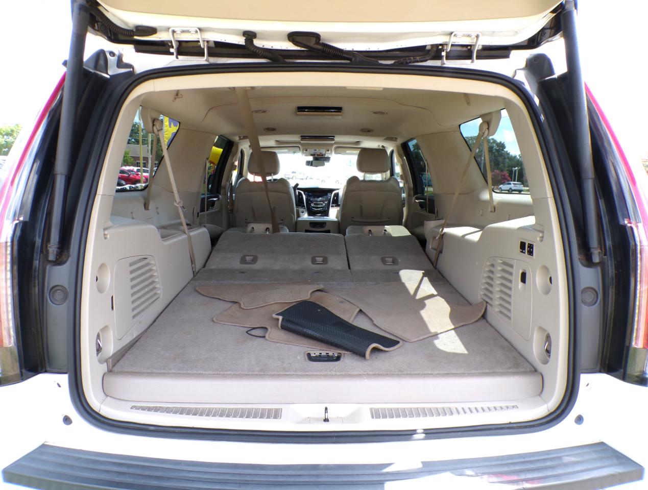 Cadillac Escalade ESV 2WD Luxury 2019