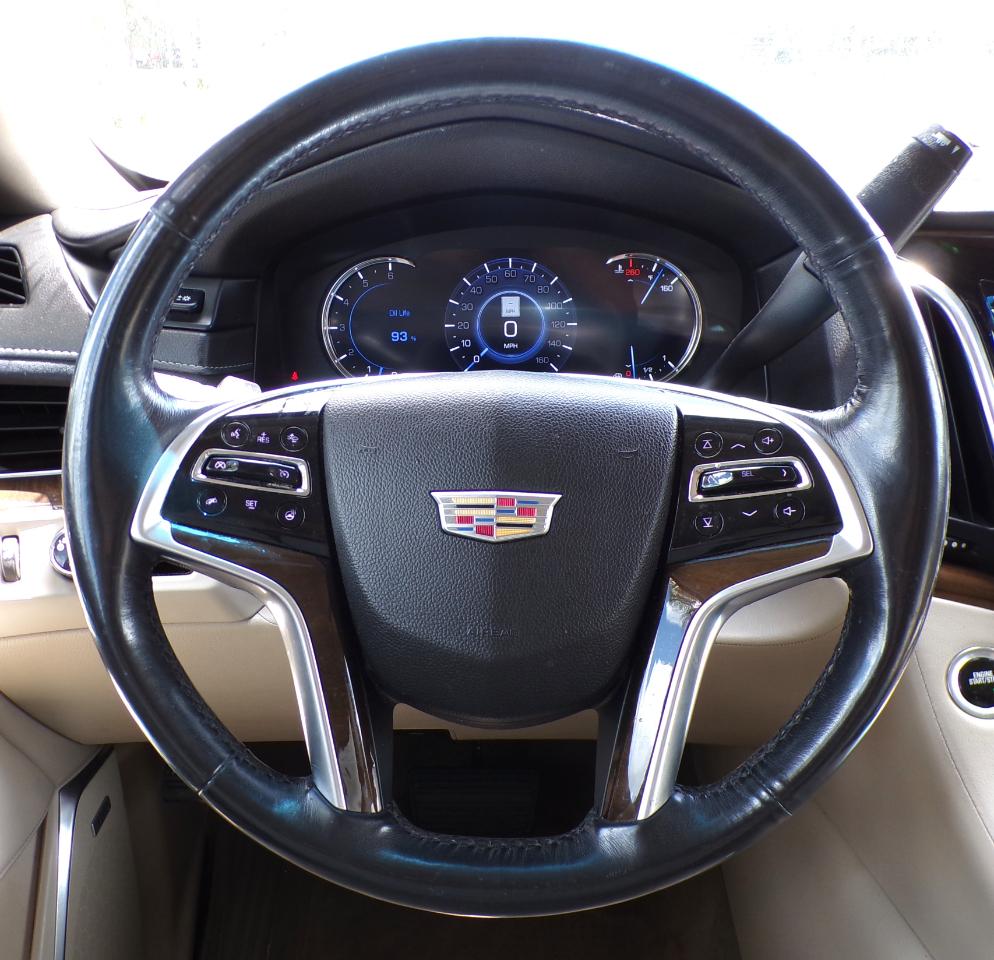Cadillac Escalade ESV 2WD Luxury 2019