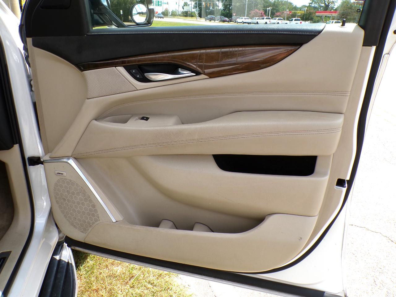 Cadillac Escalade ESV 2WD Luxury 2019