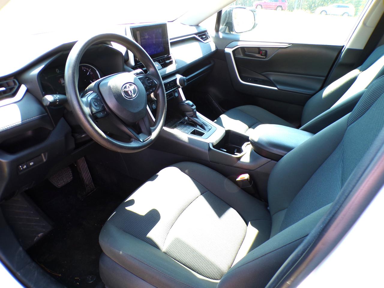 Toyota RAV4 LE AWD 2023