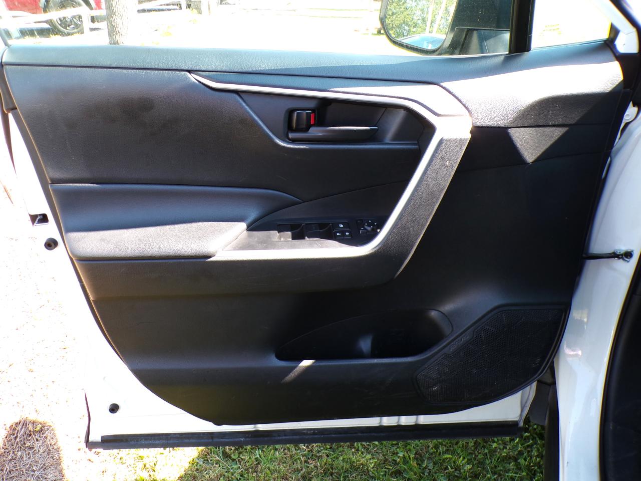 Toyota RAV4 LE AWD 2023
