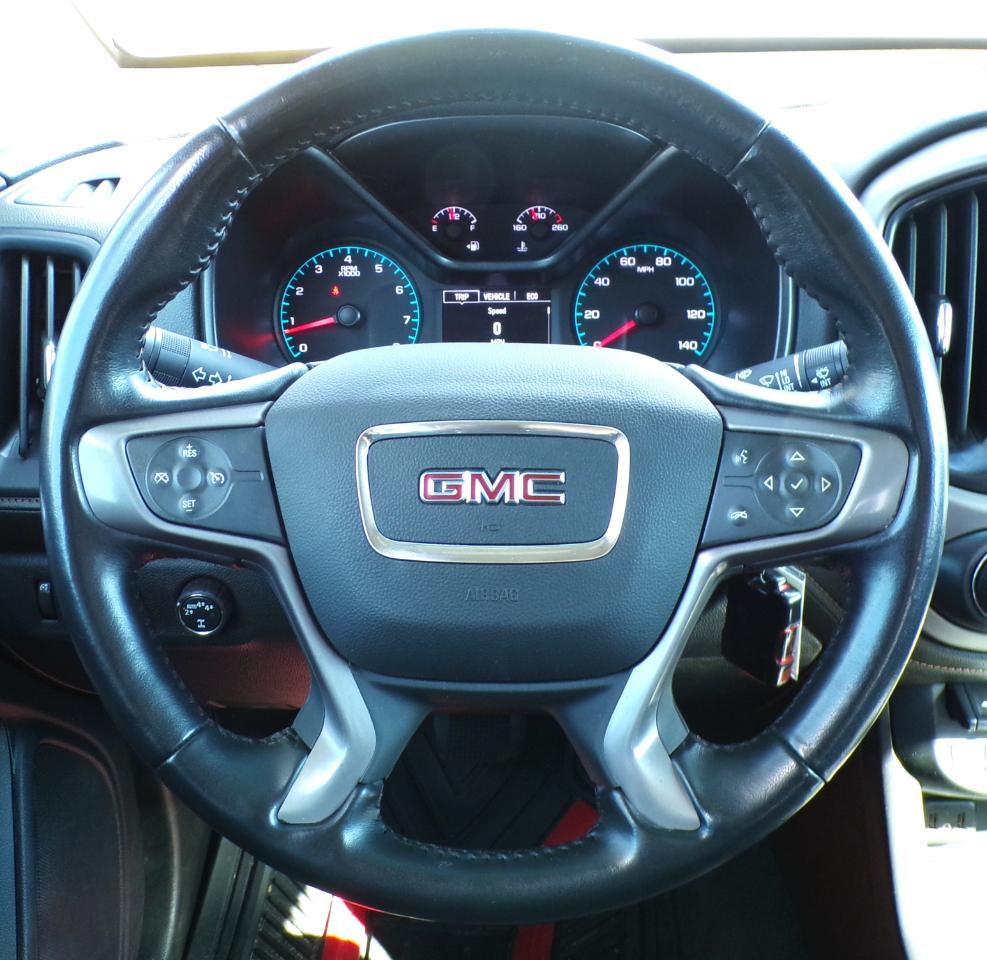 GMC Canyon AT4 Crew Cab w/Cloth 4WD 2021