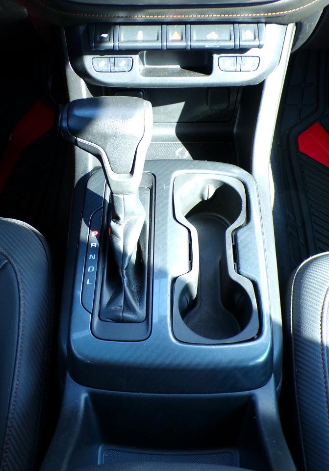 GMC Canyon AT4 Crew Cab w/Cloth 4WD 2021