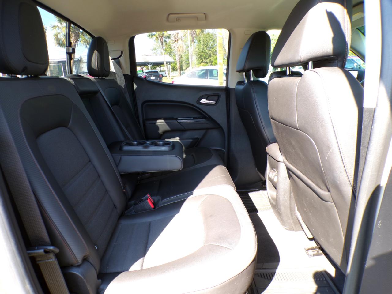 GMC Canyon AT4 Crew Cab w/Cloth 4WD 2021