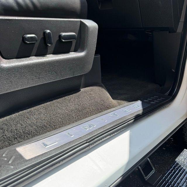 2013 Ford F-150 Limited - Photo 16