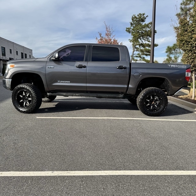 Toyota Tundra  2015 Toyota Tundra  2015