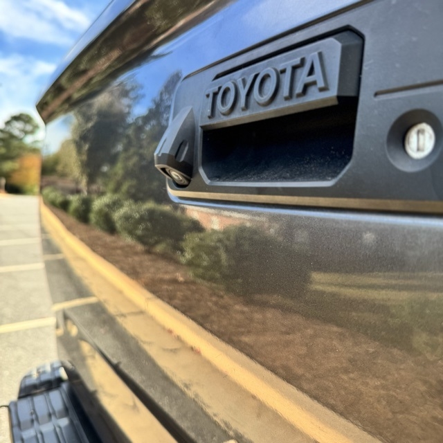 Toyota Tundra  2015 Toyota Tundra  2015