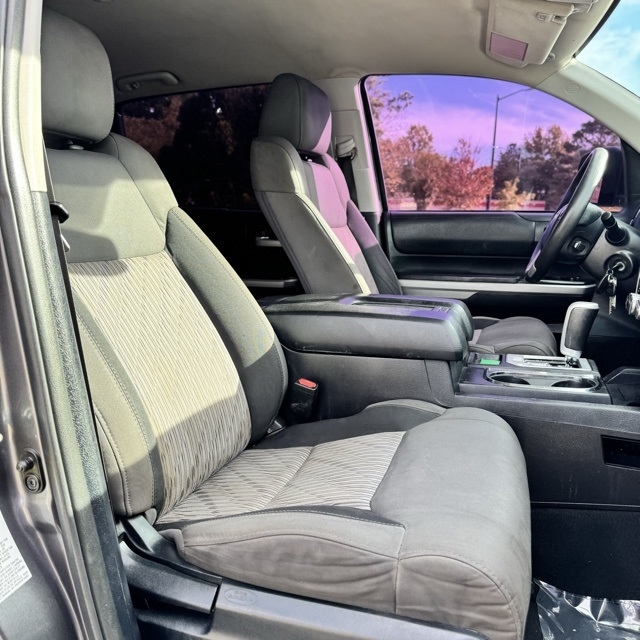 Toyota Tundra  2015 Toyota Tundra  2015