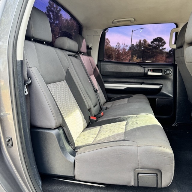 Toyota Tundra  2015 Toyota Tundra  2015
