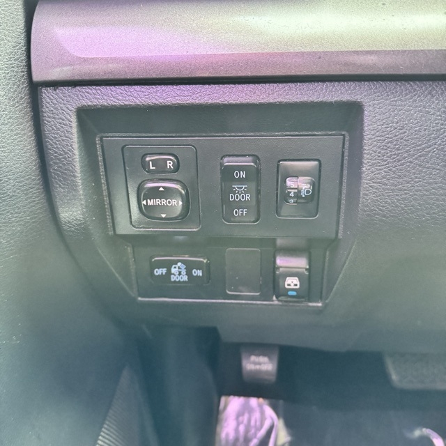Toyota Tundra  2015 Toyota Tundra  2015