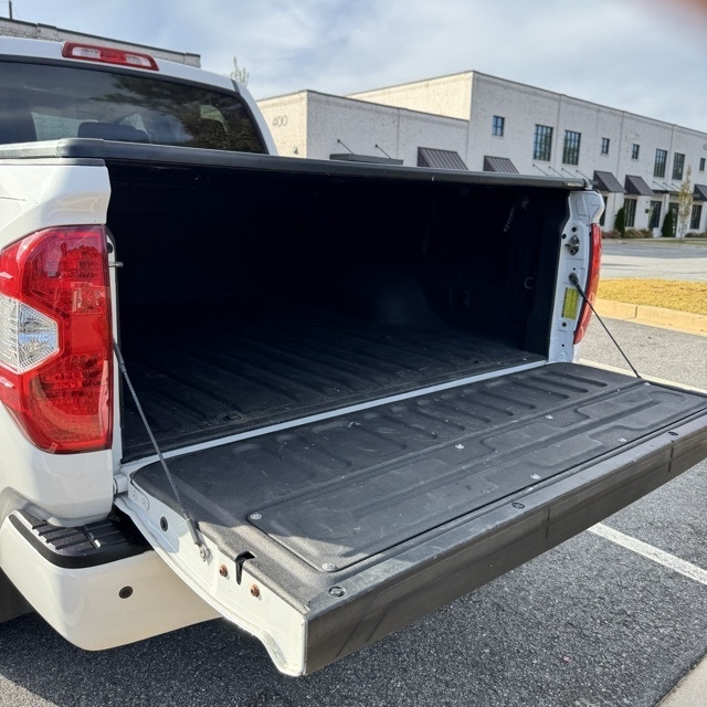 Toyota Tundra  2015 Toyota Tundra  2015