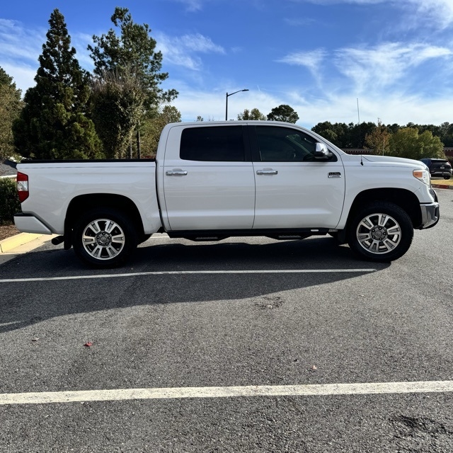 Toyota Tundra  2015 Toyota Tundra  2015