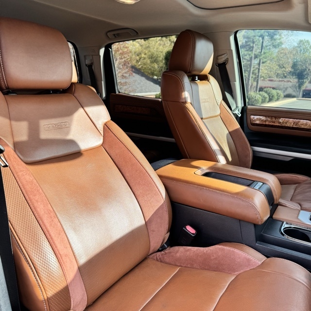 Toyota Tundra  2015 Toyota Tundra  2015