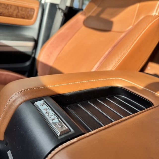 Toyota Tundra  2015 Toyota Tundra  2015