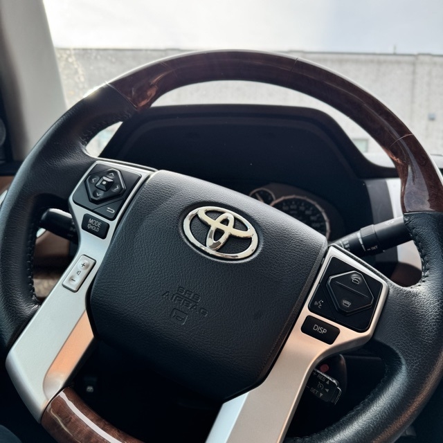 Toyota Tundra  2015 Toyota Tundra  2015