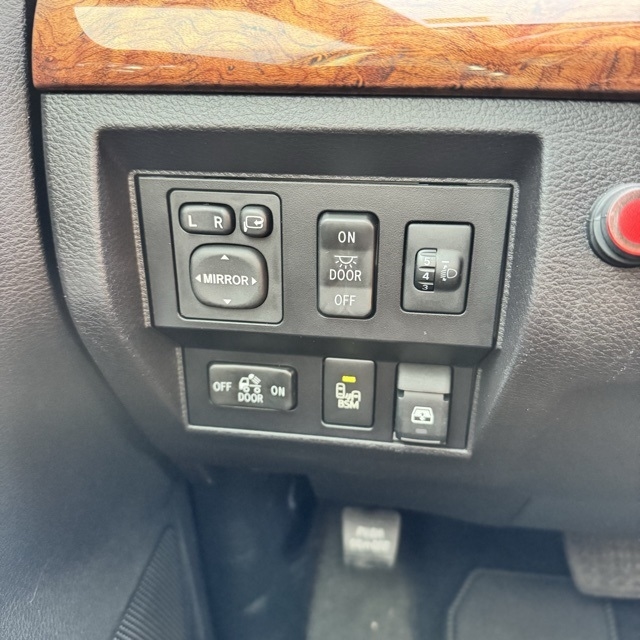 Toyota Tundra  2015 Toyota Tundra  2015