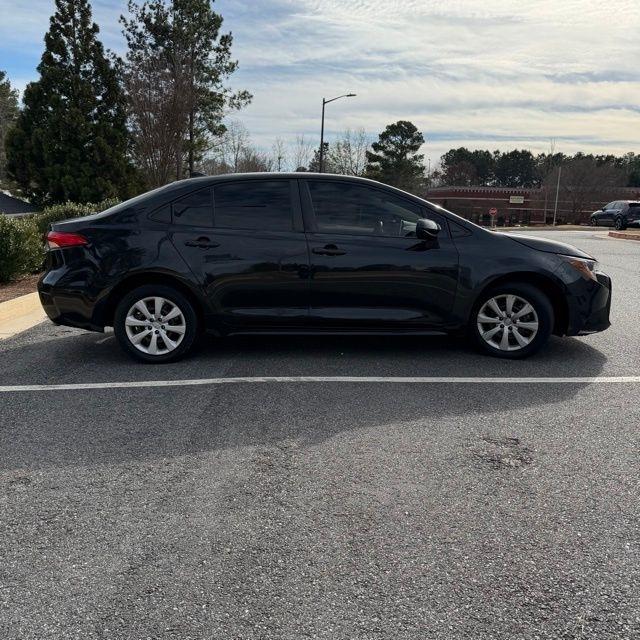 2020 Toyota Corolla LE - Photo 8