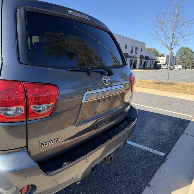 Toyota Sequoia  2008