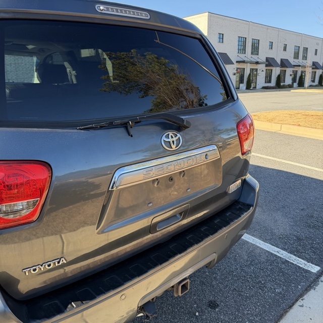 Toyota Sequoia  2008