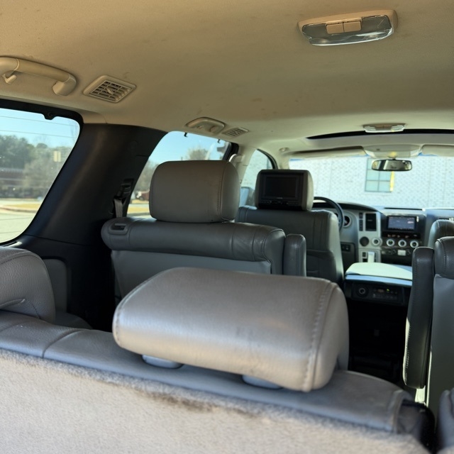 Toyota Sequoia  2008
