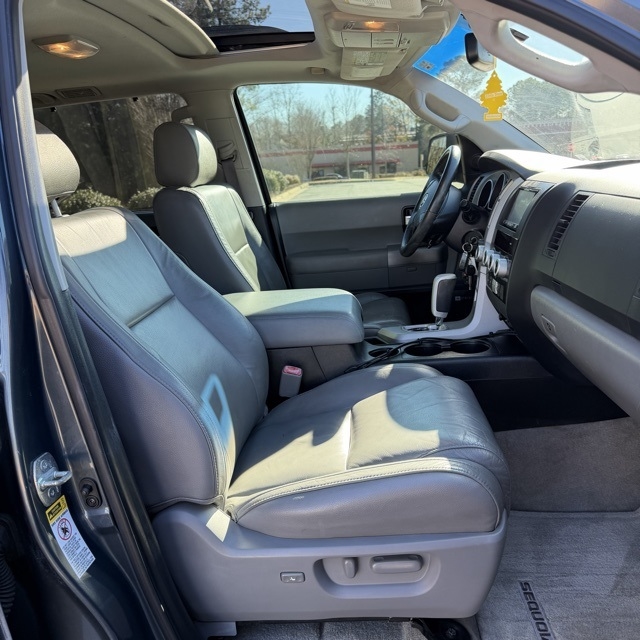 Toyota Sequoia  2008