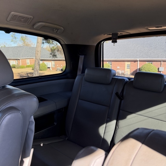 Toyota Sequoia  2008