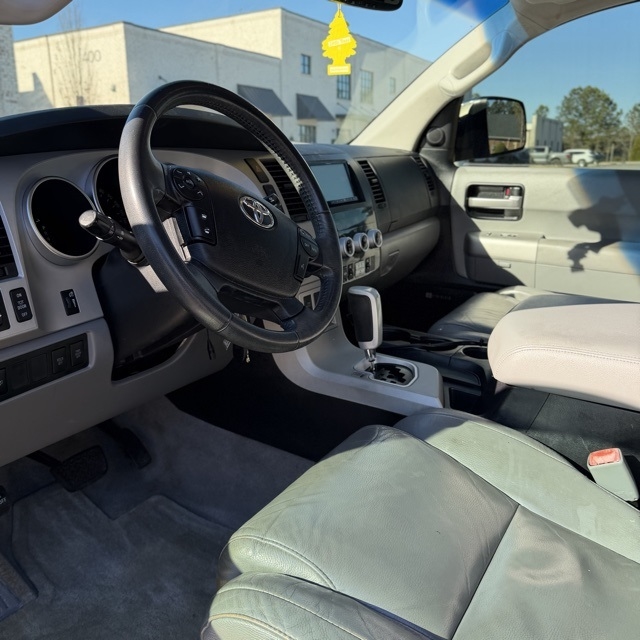 Toyota Sequoia  2008