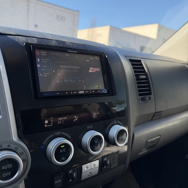 Toyota Sequoia  2008