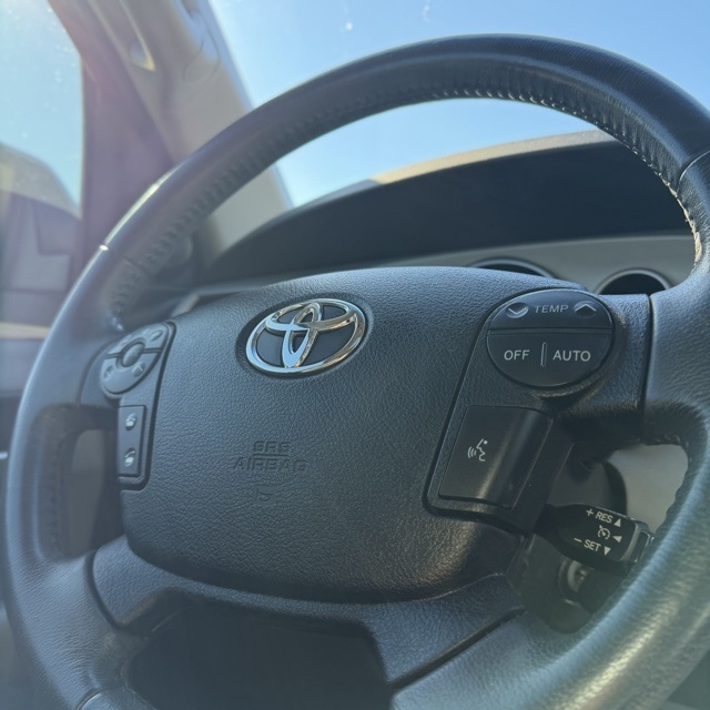 Toyota Sequoia  2008
