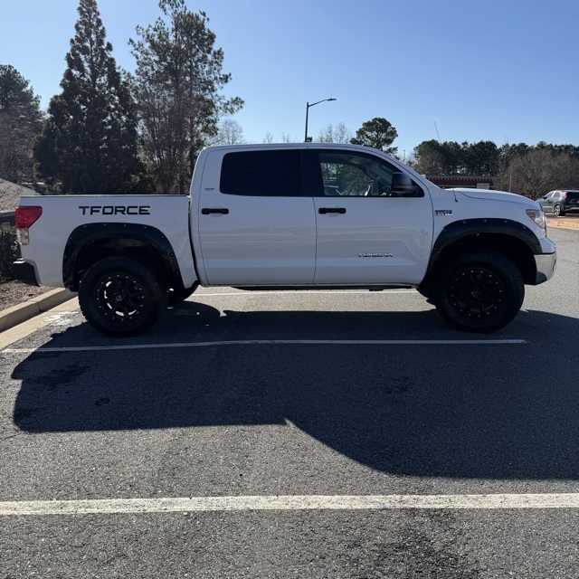 Toyota Tundra  2012