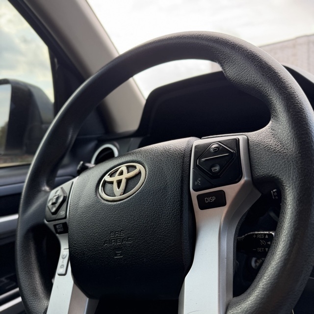 Toyota Tundra  2014