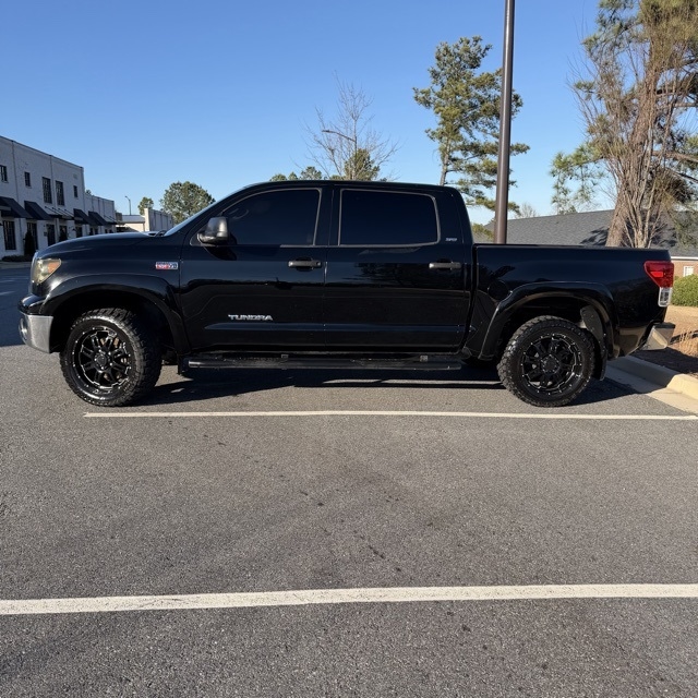 Toyota Tundra  2013