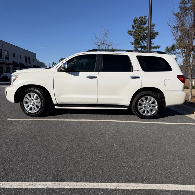 Toyota Sequoia  2015