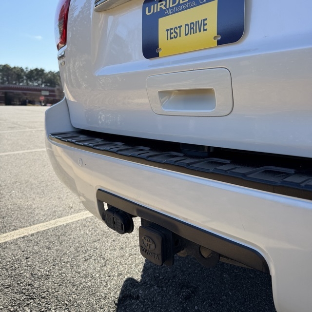 Toyota Sequoia  2015