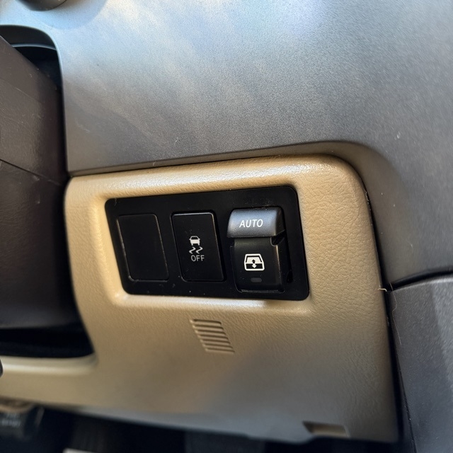 Toyota Sequoia  2015