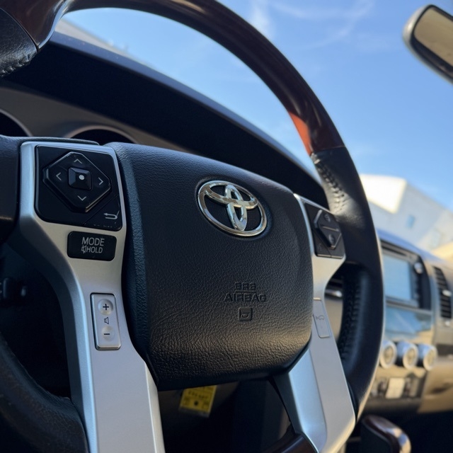 Toyota Sequoia  2015