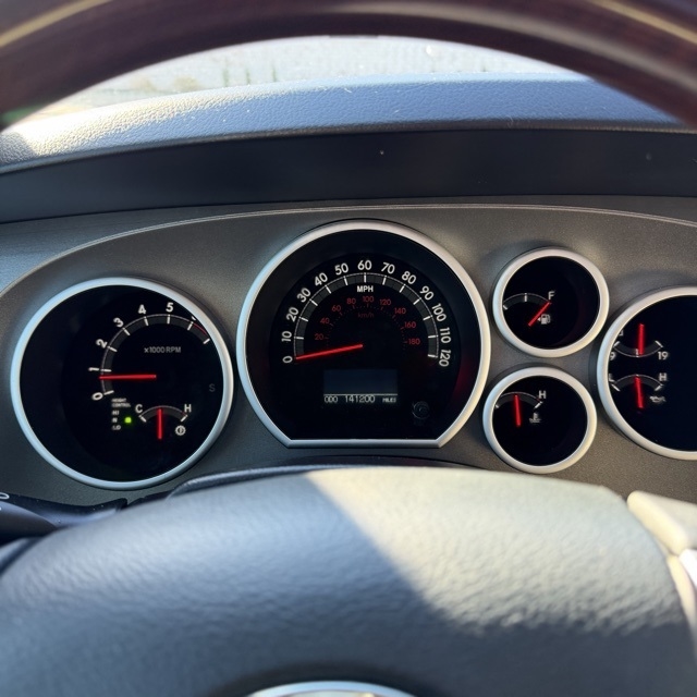 Toyota Sequoia  2015